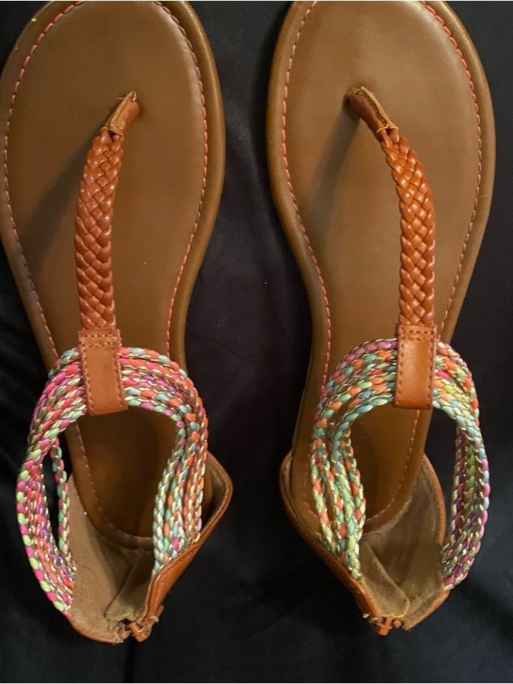 👠American Eagle Brown Back Zip Up Sandles Size 6